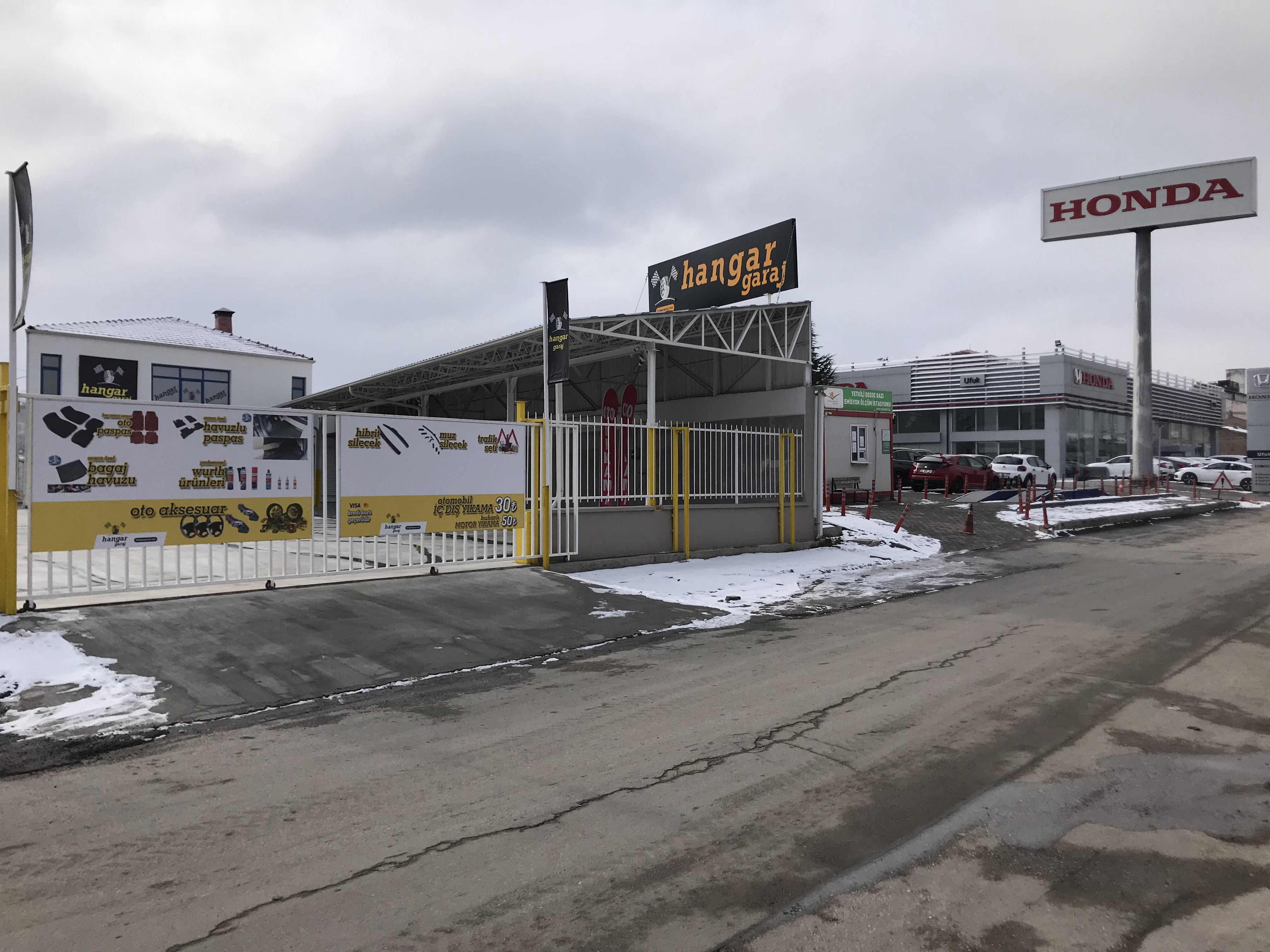 Outside of Store Image 1
